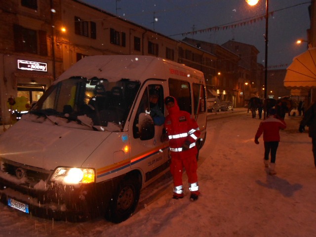 La Protezione Civile si prepara a spargere il sale nella notte